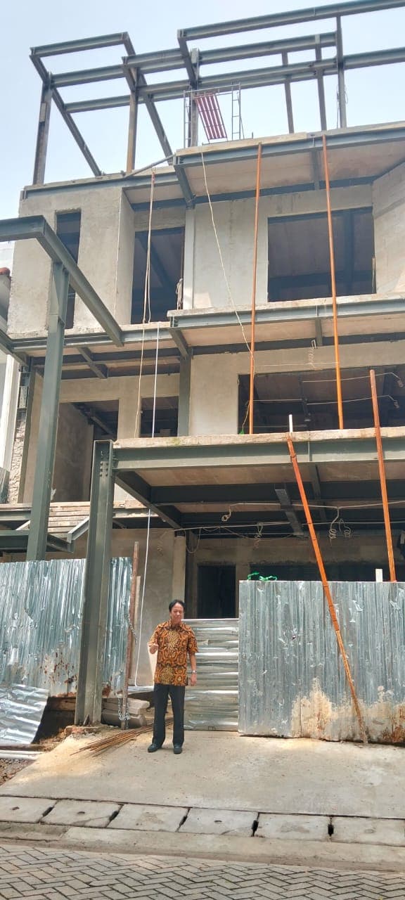 Renovasi Gold Coast - PIK